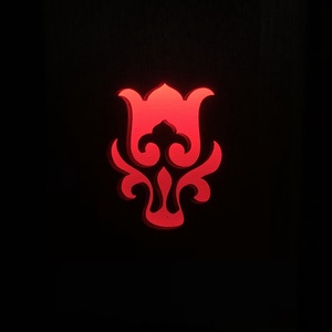 Fali jelző-/irányfény - Tulipán, Otthon & Életmód, Dekoráció, Fali és függő dekoráció, Falra akasztható dekor, Famegmunkálás, Gravírozás, pirográfia, MESKA