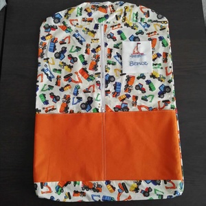 Tornazsák (Fiús fehér-zöld munkagépes) - játék & sport - ovis felszerelés - ovis tornazsák - Meska.hu