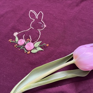 Nyuszikás hímzett gyerek felső - ruha & divat - gyerekruha - ruha - Meska.hu