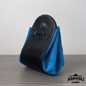 2in1 szütyő és kockatálca - fekete - kék - játék & sport - táblajáték és kártyajáték - társasjátékok - dobókocka - Meska.hu