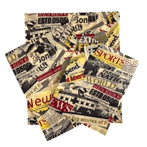 Méhviaszos tasak 3 méretben (Újságos) - táska & tok - uzsonna- & ebéd tartó - szendvics csomagoló - Meska.hu