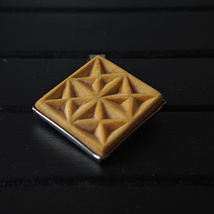 Faragott hárs medál, Ékszer, Nyaklánc, Medál, Famegmunkálás, Ékszerkészítés, MESKA