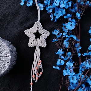 Macrame Csillag karácsonyi dísz - Rózsaszín gyönggyel - Meska.hu