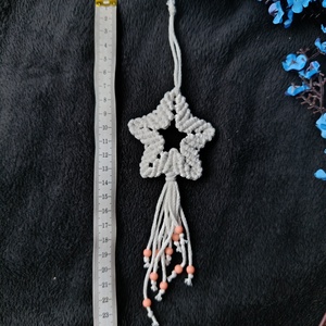 Macrame Csillag karácsonyi dísz - Rózsaszín gyönggyel - karácsony - karácsonyi lakásdekoráció - karácsonyi lakásdíszek - Meska.hu