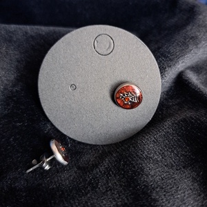 Red Velvet pókhálós fülbevaló - ékszer - fülbevaló - pötty fülbevaló - Meska.hu