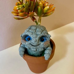 Virághagymácska (Kőfej), Otthon & Életmód, Dekoráció, Virágdísz és tartó, Cserép & Kaspó, Gyurma, MESKA