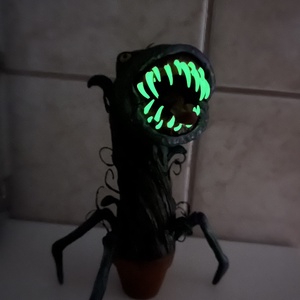 Fantasy növenyszörny - otthon & életmód - dekoráció - asztal és polc dekoráció - asztaldísz - Meska.hu