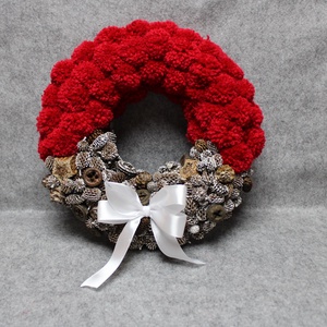 Adventi piros pompon koszorú - bordó, barna - Meska.hu
