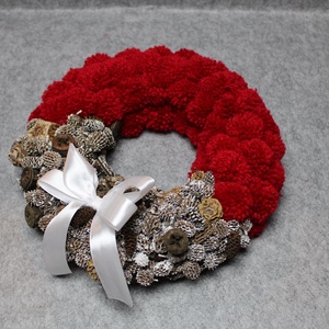 Adventi piros pompon koszorú - bordó, barna - karácsony - adventi díszek - adventi ajtódísz - Meska.hu