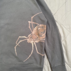 bleached/fehérített pók mintás egyedileg készült custom pulcsi - diy (csináld magad) - szolgáltatás - Meska.hu