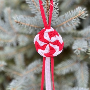 Horgolt karácsonyfadísz, cukorka - karácsony - karácsonyi lakásdekoráció - karácsonyfadíszek - Meska.hu