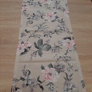 Virág mintás asztalifutó, Otthon & Életmód, Konyhafelszerelés, tálalás, Tálalás, Terítő, Varrás, MESKA