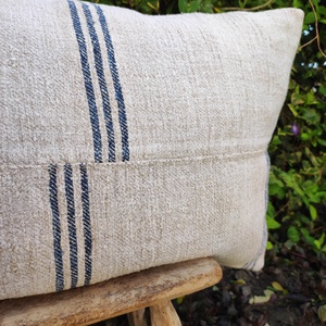 Vidéki stílusú farmhouse párna - természetes vászonból - baba - mama - babaszoba dekoráció - gyerek díszpárna - Meska.hu