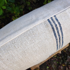 Vidéki stílusú farmhouse párna - természetes vászonból - baba - mama - babaszoba dekoráció - gyerek díszpárna - Meska.hu