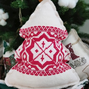 Fenyőfa alakú karácsonyi dekor akasztós, Karácsony, Karácsonyi lakásdekoráció, Karácsonyi ajtódíszek, Varrás, MESKA