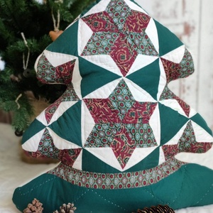 Patchwork fenyőfa alakú párna, Otthon & Életmód, Lakástextil, Párna & Párnahuzat, Varrás, MESKA