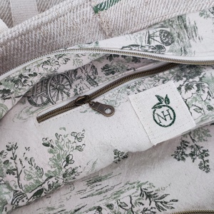 Nagyméretű női válltáska antik zsákvászonból - Egyedi, kézműves L-es shopper zöld Toile de Jouy béléssel - táska & tok - kézitáska & válltáska - nagy pakolós táska - Meska.hu