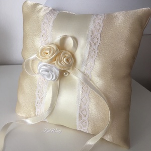 Gyűrűpárna Királynő - Meska.hu