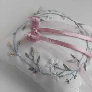 Gyűrűpárna Mezei virágos - esküvő - kiegészítők - gyűrűtartó & gyűrűpárna - Meska.hu