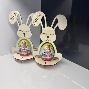 Névre szóló húsvéti Kinder tojás tartó nyuszi - ünnepi díszek, dekorációk - húsvéti díszek és dekorációk - húsvéti ajándékátadó - Meska.hu