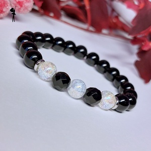 Ünnepi téli karkötő fekete achátokból, aurakvarccal, Ékszer, Karkötő, Gyöngyös karkötő, Ékszerkészítés, Gyöngyfűzés, gyöngyhímzés, MESKA