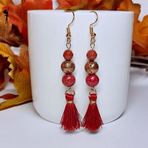 Bordó cérnabojtos ásványfülbevaló  - ékszer - fülbevaló - lógó fülbevaló - Meska.hu