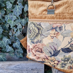 RE'A dizájn Baroque Flowers 2. rolltop hátizsák - S/M közötti méret - táska & tok - hátizsák - roll top hátizsák - Meska.hu
