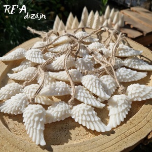 RE'A dizájn ünnepi angyalszárnydíszek viaszból - karácsony - karácsonyi lakásdekoráció - karácsonyi illatgyertya, mécses - Meska.hu