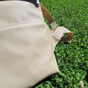 RE'A dizájn Caramel rolltop hátizsák  XS méret - táska & tok - hátizsák - roll top hátizsák - Meska.hu