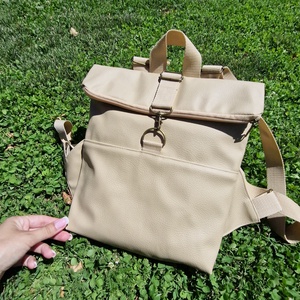 RE'A dizájn Caramel rolltop hátizsák  XS méret, Táska & Tok, Hátizsák, Roll top hátizsák, Varrás, MESKA