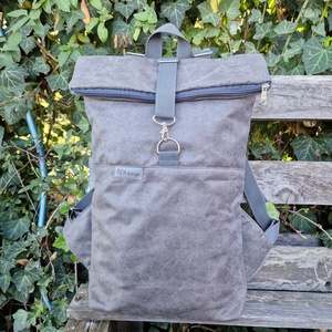 RE'A dizájn Gray Snakeskin rolltop hátizsák  M méret - táska & tok - hátizsák - roll top hátizsák - Meska.hu