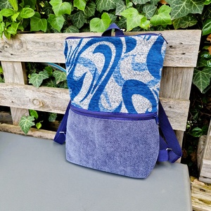 RE'A dizájn Blue Waves trapéz hátizsák - táska & tok - hátizsák - roll top hátizsák - Meska.hu