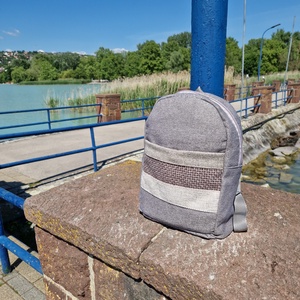 RE'A dizájn Stone Stripes hátizsák, Táska & Tok, Hátizsák, Hátizsák, Varrás, MESKA