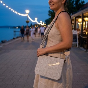 RE'A dizájn Nude Balaton maxi crossbody - táska & tok - hátizsák - roll top hátizsák - Meska.hu