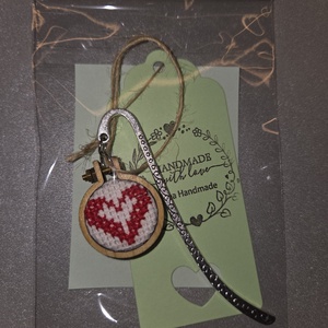 Szivecskés könyvjelző - könyv & zene - könyvjelző - Meska.hu