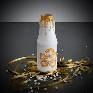 Fehér-arany színű váza - otthon & életmód - dekoráció - asztal és polc dekoráció - díszüveg - Meska.hu Fehér-arany színű váza - otthon & életmód - dekoráció - asztal és polc dekoráció - díszüveg - Meska.hu