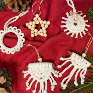  Karácsonyi díszek, Karácsony, Karácsonyi lakásdekoráció, Karácsonyfadíszek, Horgolás, Csomózás, MESKA
