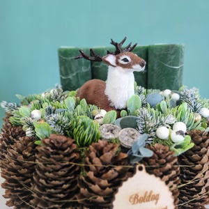 Tobozos adventi asztaldísz szarvassal - karácsony - adventi díszek - adventi koszorú - Meska.hu