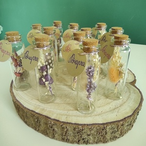 Mini csokrok üvegcsékben - otthon & életmód - papír, írószer - ajándékozás kellékei - ajándékkísérő - Meska.hu