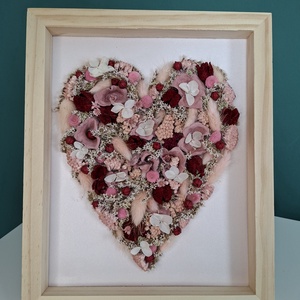 Szárazvirágokból szív képkeretben - otthon & életmód - virágdekoráció - virágdíszek - fali virágdekoráció - Meska.hu