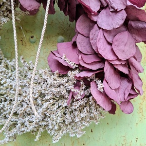 Ajtódísz eukaliptusszal és sóvirággal. - otthon & életmód - dekoráció - ajtó- és ablak dekoráció - ajtódísz & kopogtató - Meska.hu