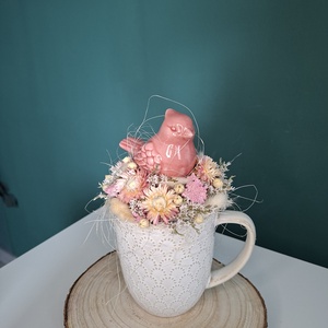 Szárazvirágos bögrés dísz madárkával - otthon & életmód - dekoráció - ajtó- és ablak dekoráció - ablakdísz - Meska.hu