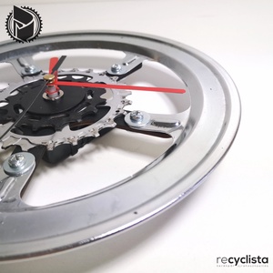 recyclock MES-013 - falióra újrahasznosított kerékpár alkatrészből - otthon & életmód - dekoráció - fali és függő dekoráció - falióra & óra - Meska.hu