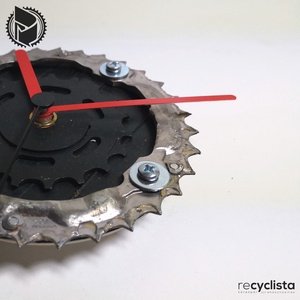 recyclock MES-S-025 - falióra újrahasznosított kerékpár alkatrészből - otthon & életmód - dekoráció - fali és függő dekoráció - falióra & óra - Meska.hu
