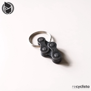 recyclista  CH-02 kulcstartó kerékpárláncból - Meska.hu