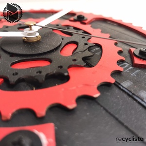recyclock MES-054 - falióra újrahasznosított kerékpár alkatrészekből - méregzöld - otthon & életmód - dekoráció - fali és függő dekoráció - falióra & óra - Meska.hu