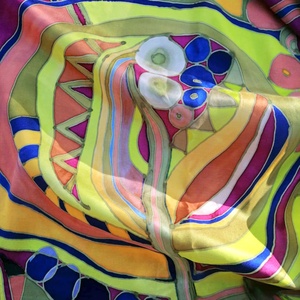 Kézi festésű valódi hernyóselyem kendő-Színvarázslat - ruha & divat - sál, sapka, kendő - kendő - Meska.hu