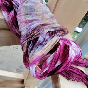 Gyűrt,batikolt valódi selyemsál -Bordó-bézs árnyalatokkal - ruha & divat - sál, sapka, kendő - kendő - Meska.hu