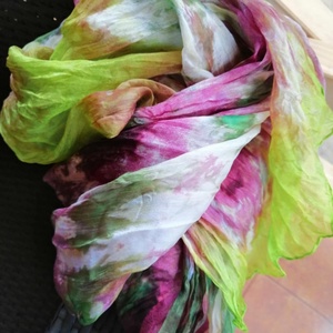 Gyűrt,batikolt valódi selyemsál -Olívazöld és bordó árnyalatokkal - Meska.hu