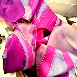 Kézi festésű valódi hernyóselyem sál-Bordó-barna árnyalatok - ruha & divat - sál, sapka, kendő - sál - Meska.hu